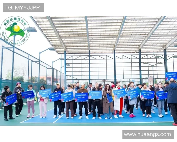 成都网球队的个人能力揭秘：网球巨献背后的训练与成长之路